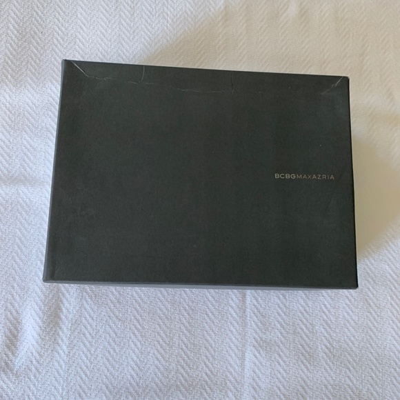 BCBGMaxazria Grey/Stone Leather Platform Heels, size 6.5 - Picture 3 of 8